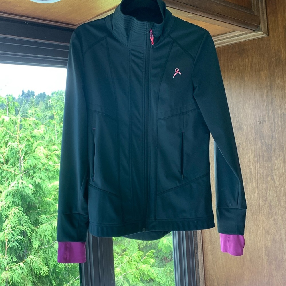 SOLD - Not For Sale

EUC Black Running Room Jacket
